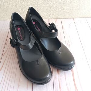 Underfoot| Black Leather Mary Jane Wedge Heel Sz 9 Comfort Minimal Professional